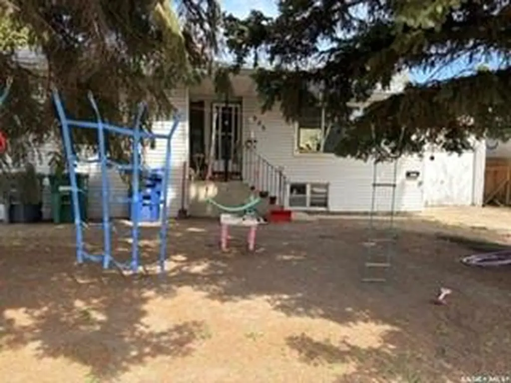 1323 Main Street Saskatoon SK S7H 0L3