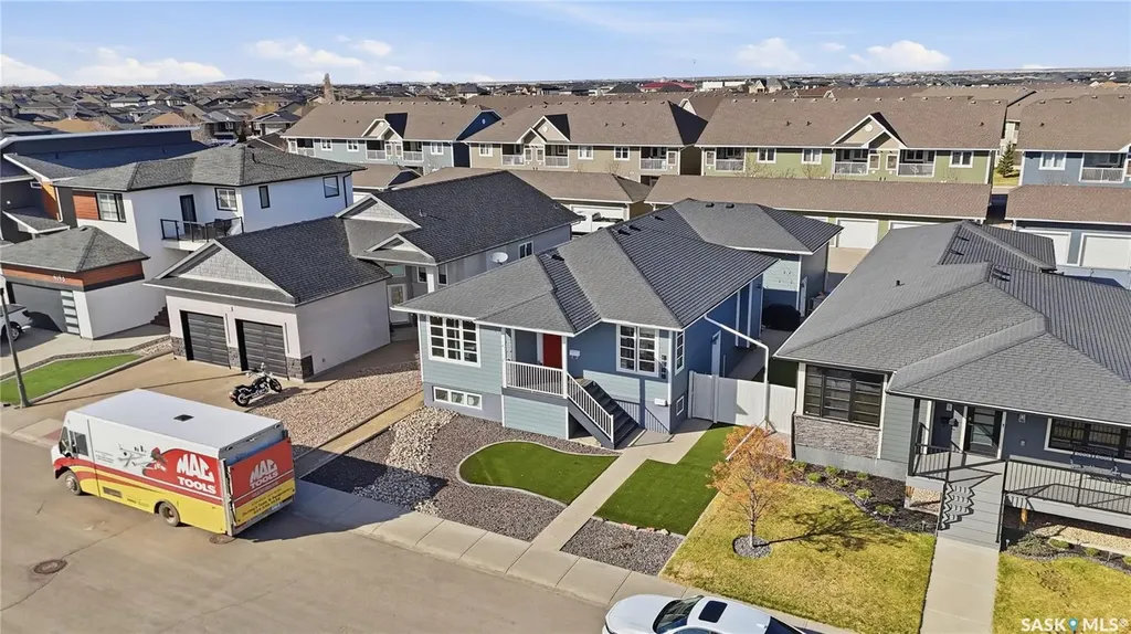 4202 Green Olive Way E Regina SK S4V 1P8