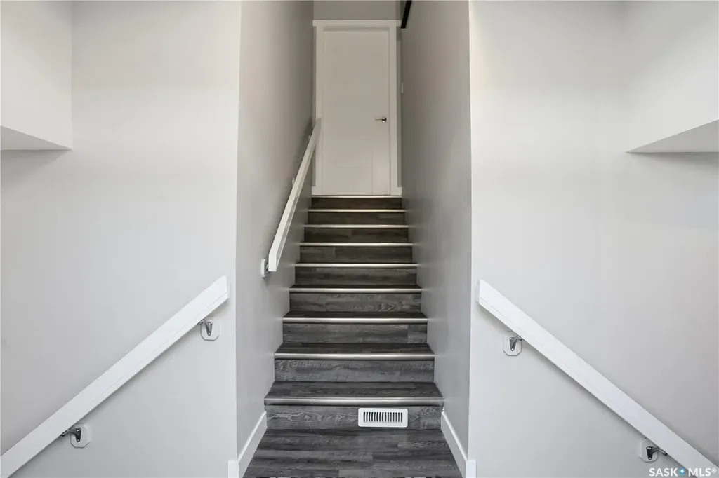 4202 Green Olive Way E Regina SK S4V 1P8