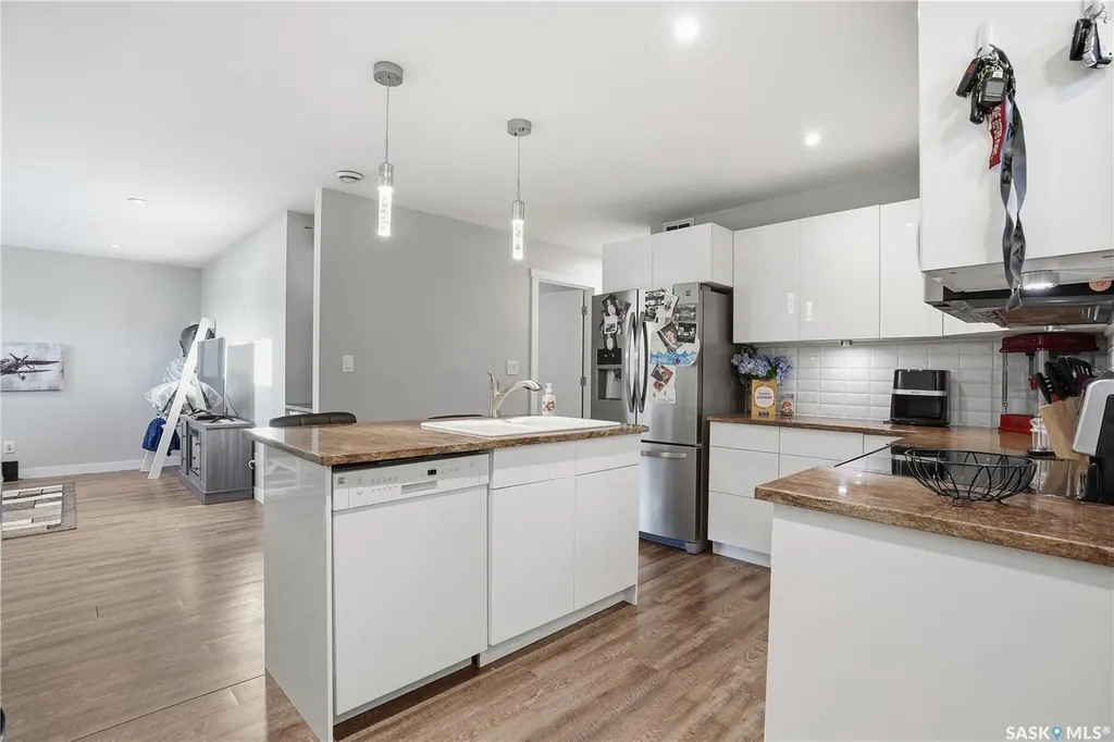 4202 Green Olive Way E Regina SK S4V 1P8