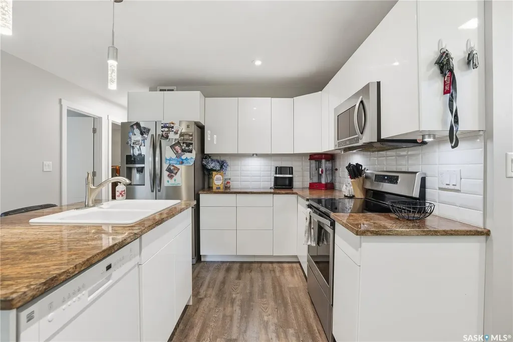 4202 Green Olive Way E Regina SK S4V 1P8