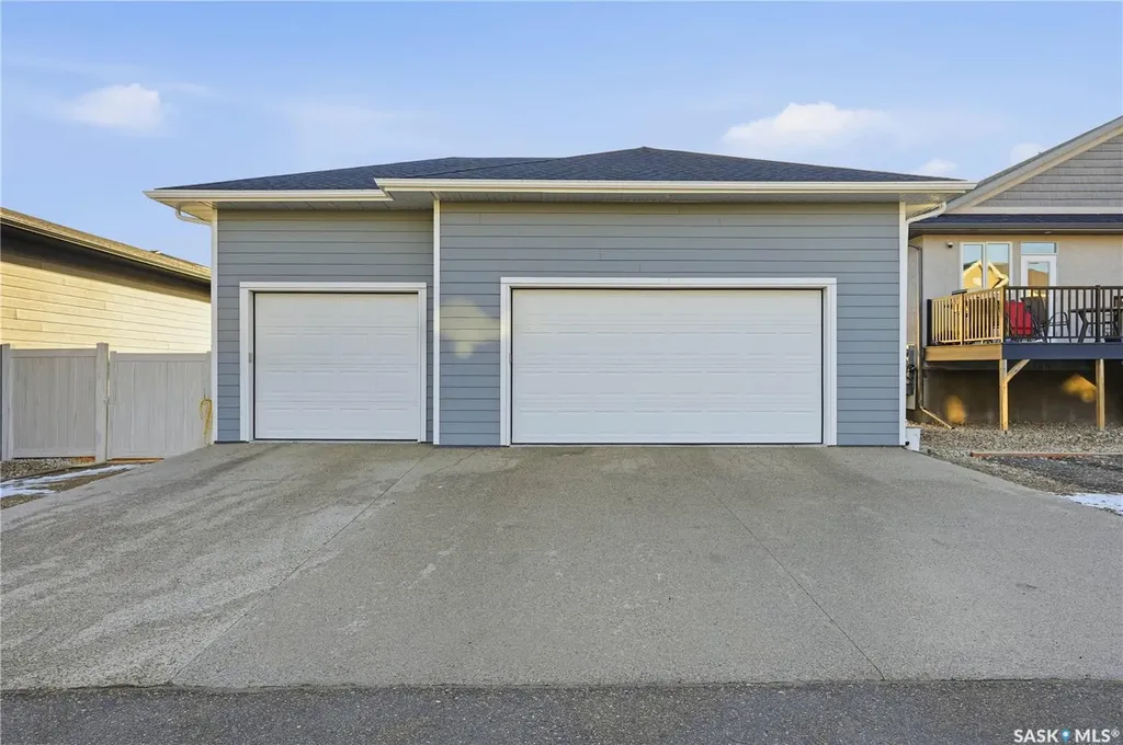 4202 Green Olive Way E Regina SK S4V 1P8