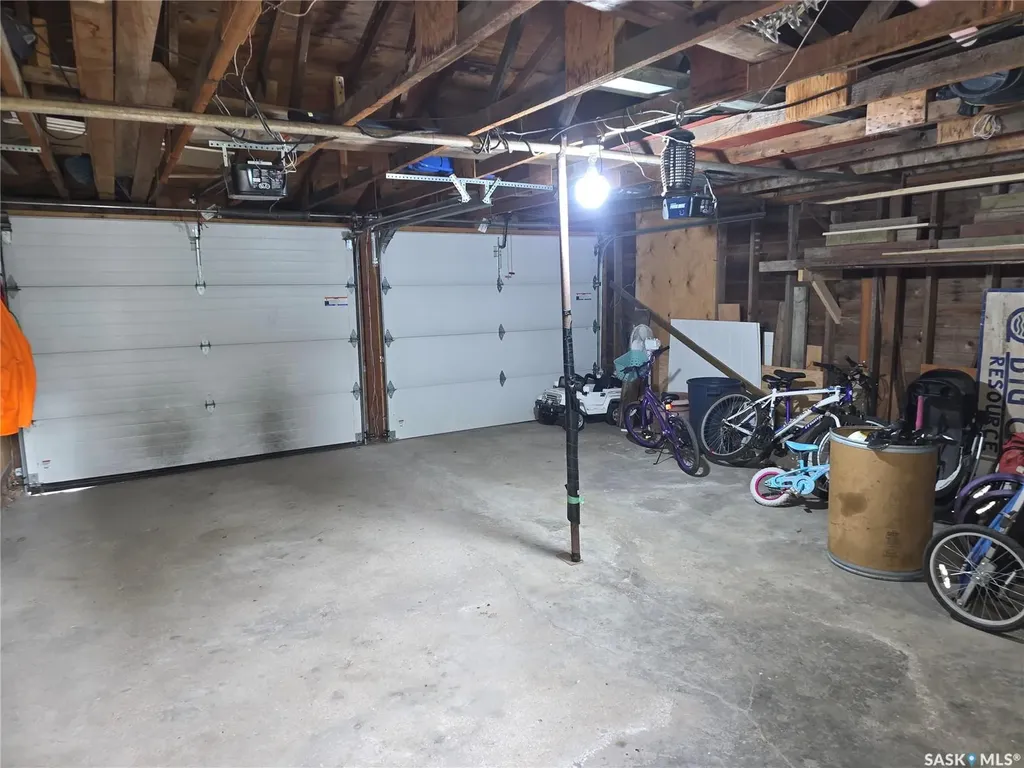 213 9th Street E Wynyard SK S0A 4T0