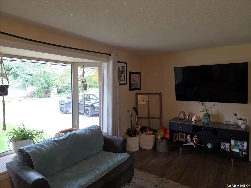 213 9th Street E Wynyard SK S0A 4T0