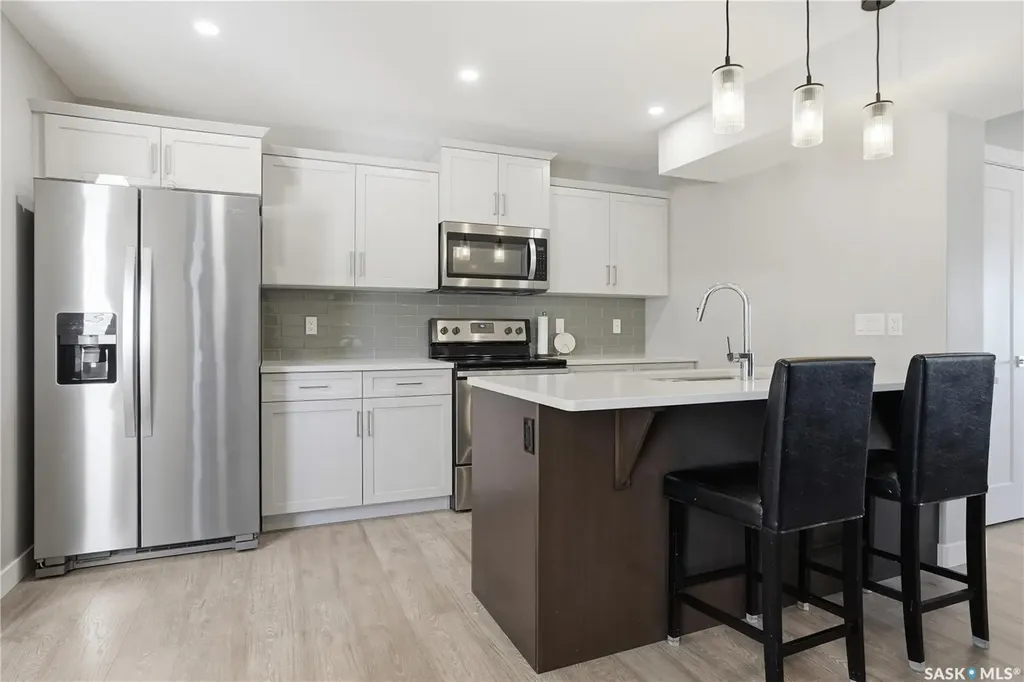 4521 E Keller Avenue Regina SK S4V 3R3