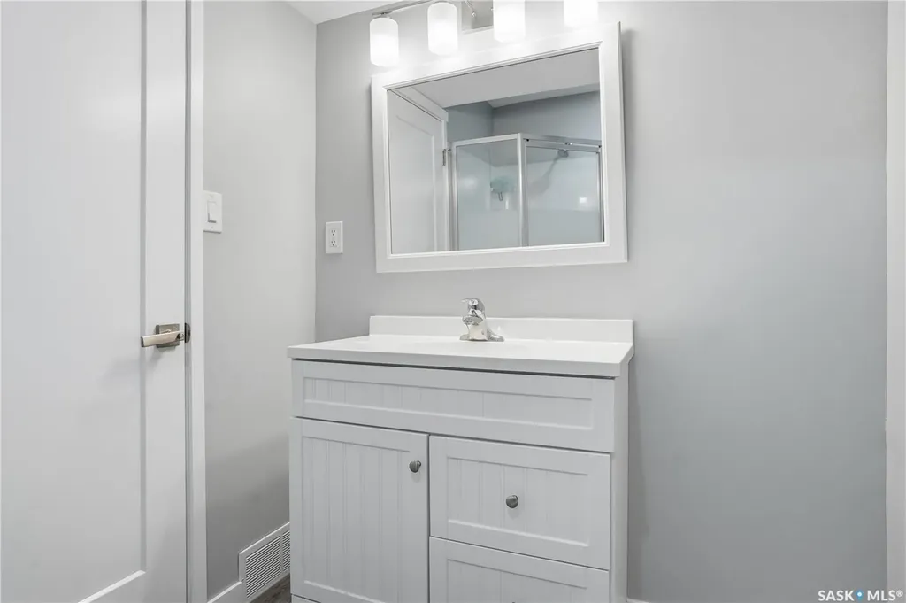 4521 E Keller Avenue Regina SK S4V 3R3