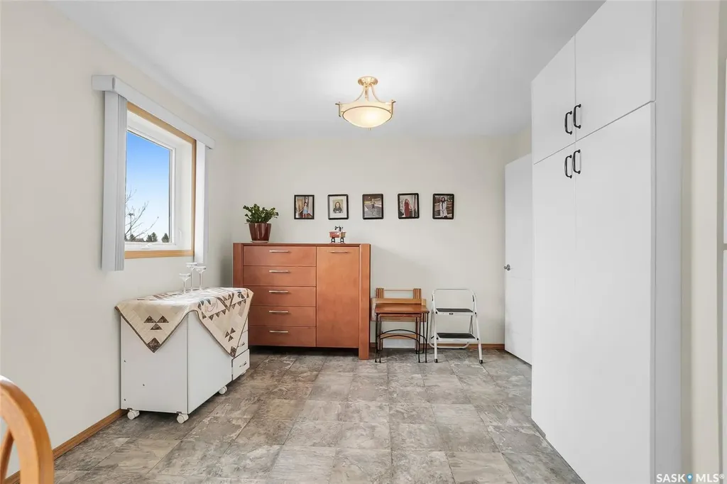 135 Pinehouse Drive Saskatoon SK S7K 5W1