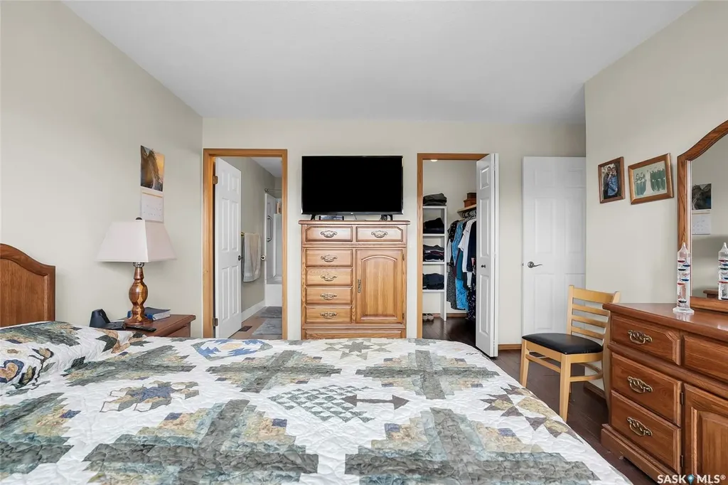 135 Pinehouse Drive Saskatoon SK S7K 5W1