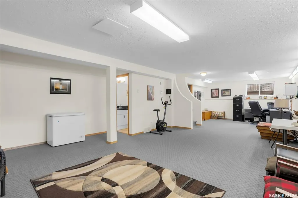 135 Pinehouse Drive Saskatoon SK S7K 5W1