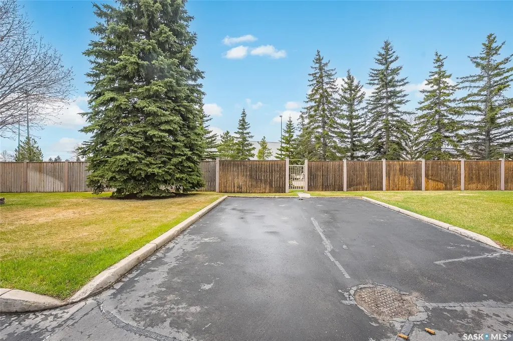 135 Pinehouse Drive Saskatoon SK S7K 5W1