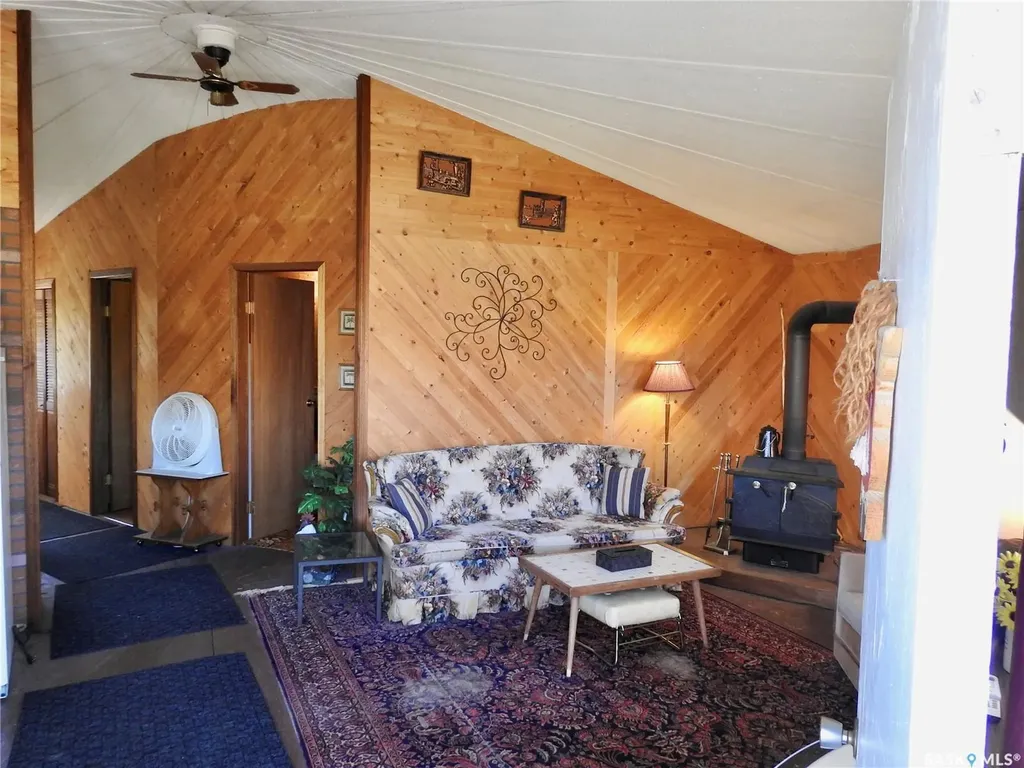 244 Parkview Road Marquis Rm No. 191 SK S0H 2X0