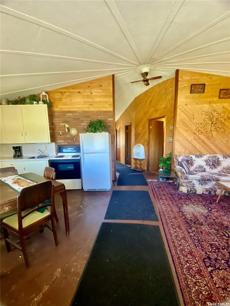 244 Parkview Road Marquis Rm No. 191 SK S0H 2X0