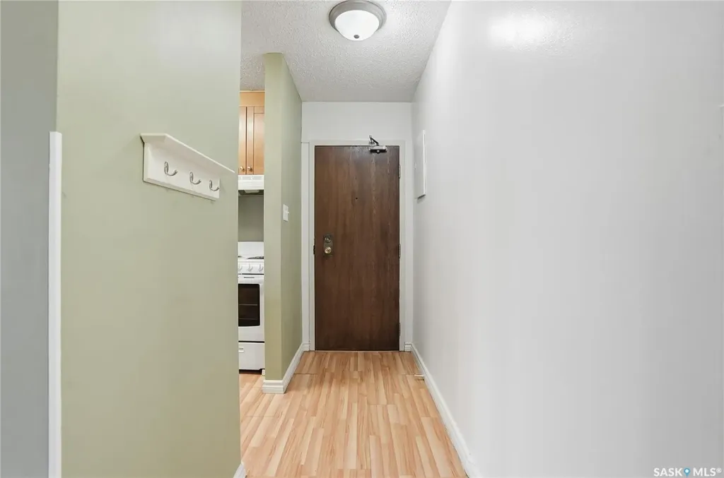 431 4th Avenue N Saskatoon SK S7K 2M4