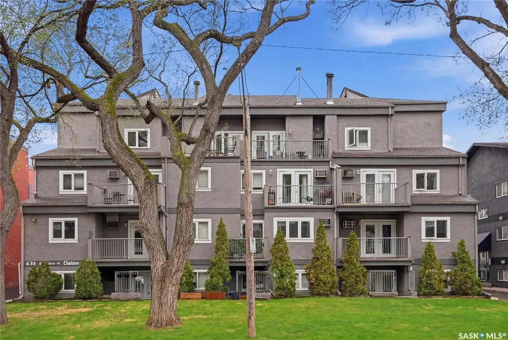 431 4th Avenue N Saskatoon SK S7K 2M4