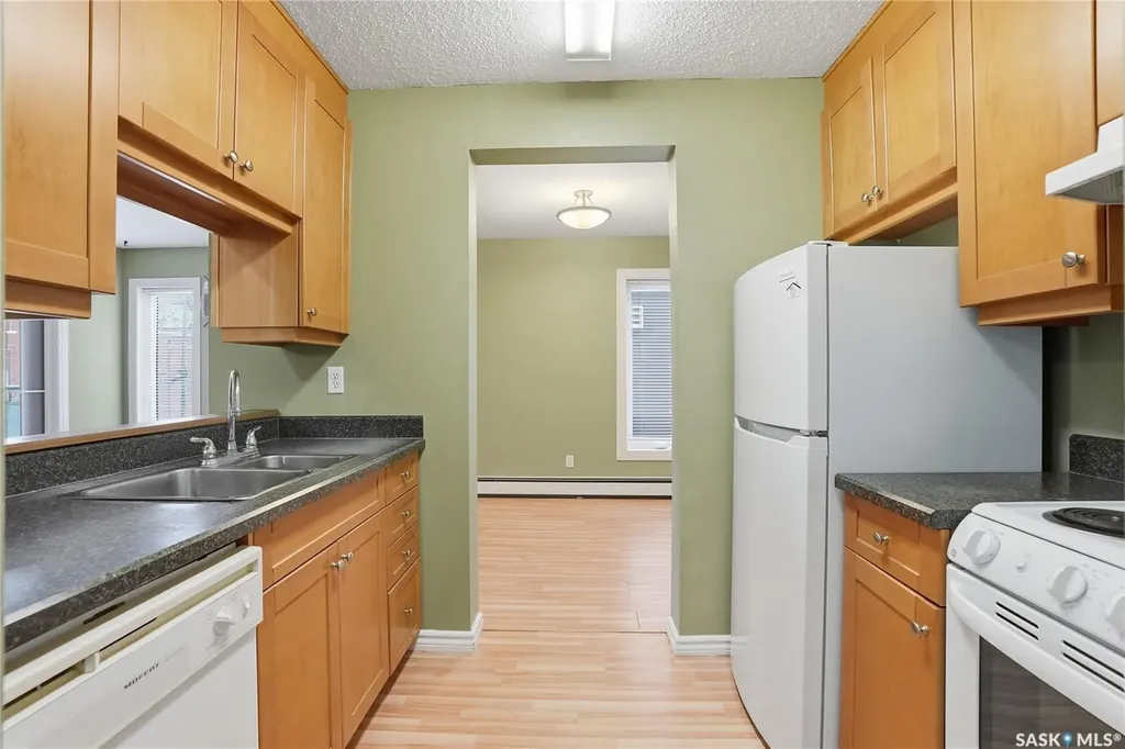 431 4th Avenue N Saskatoon SK S7K 2M4