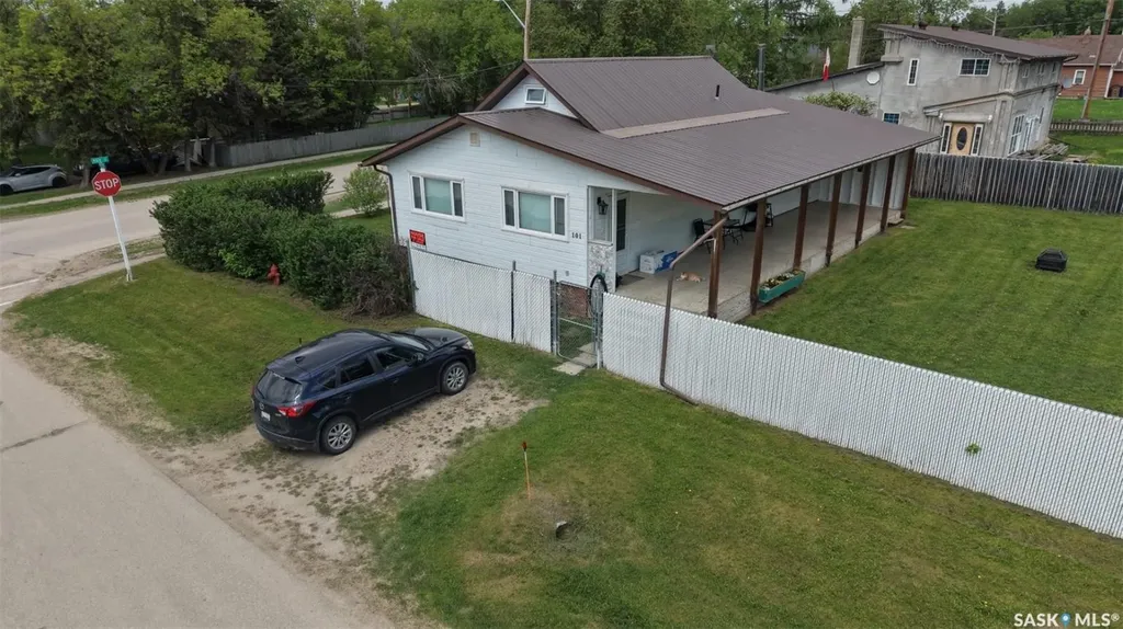 101 5th Avenue S Big River SK S0J 0E0