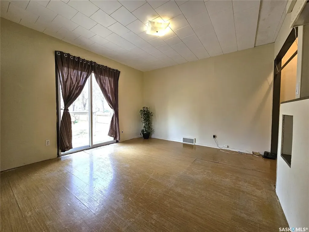119 Alexander Avenue Canora SK S0A 0L0
