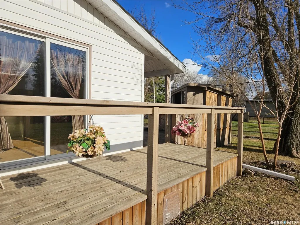 119 Alexander Avenue Canora SK S0A 0L0