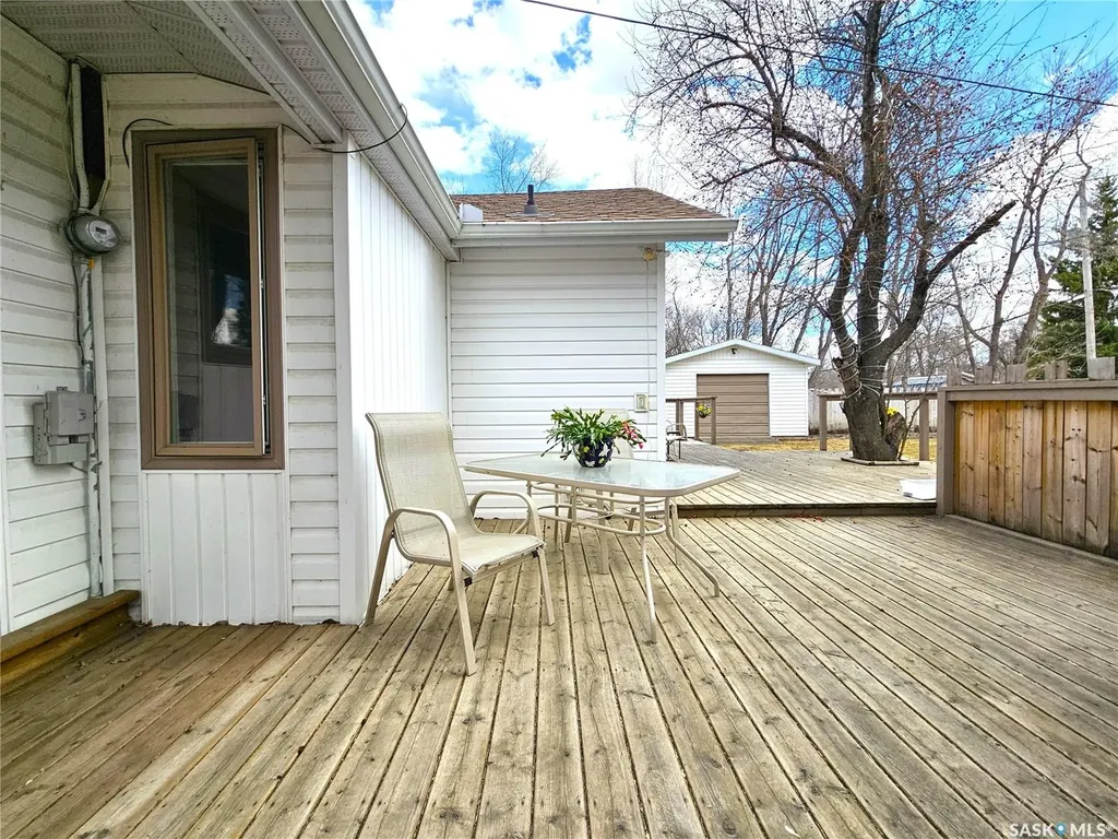 119 Alexander Avenue Canora SK S0A 0L0