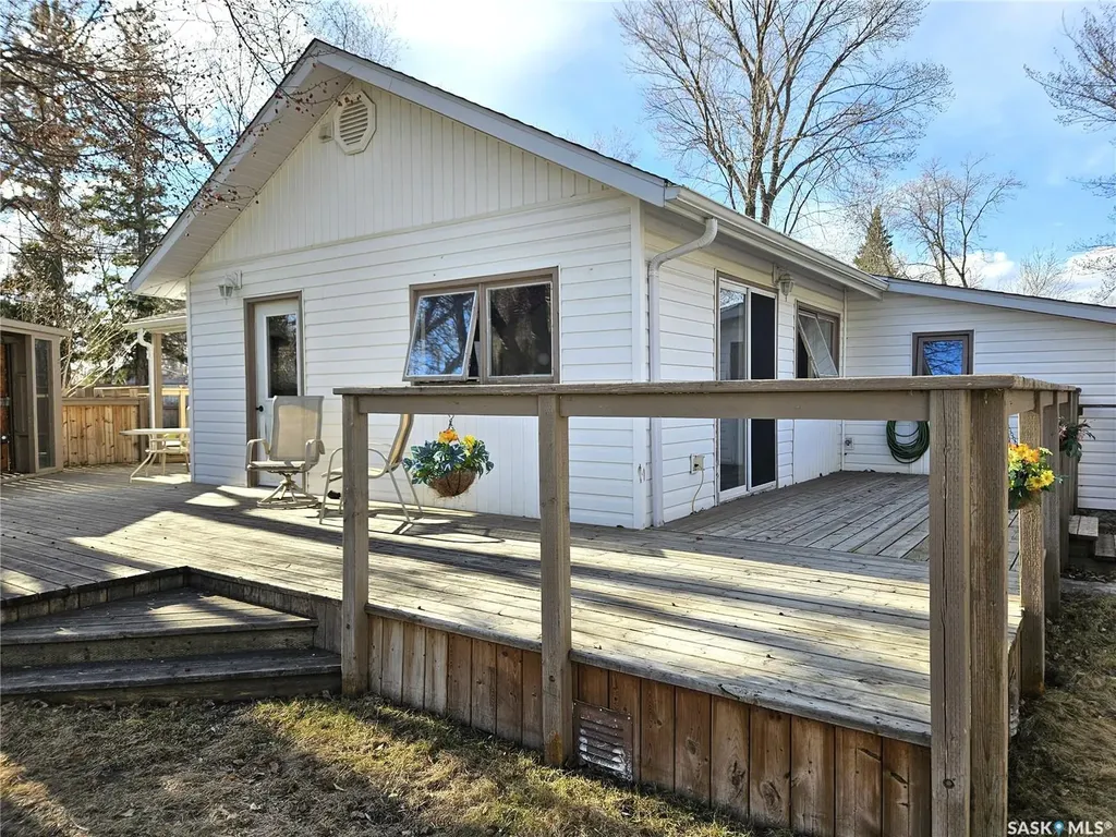 119 Alexander Avenue Canora SK S0A 0L0