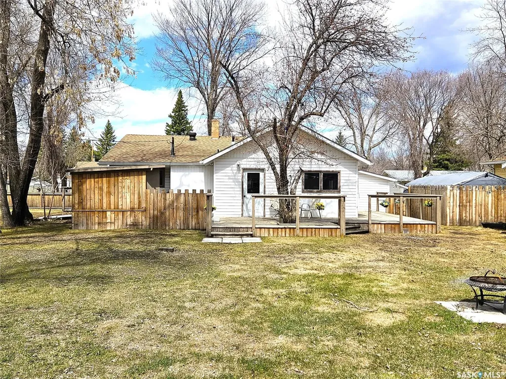 119 Alexander Avenue Canora SK S0A 0L0