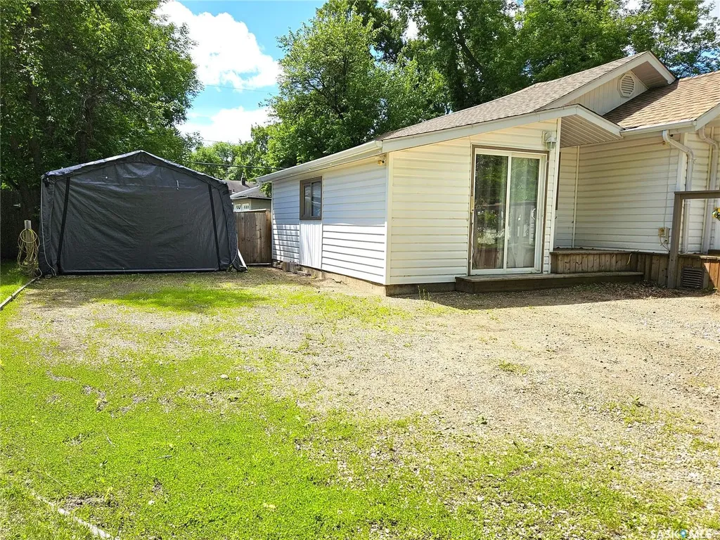 119 Alexander Avenue Canora SK S0A 0L0
