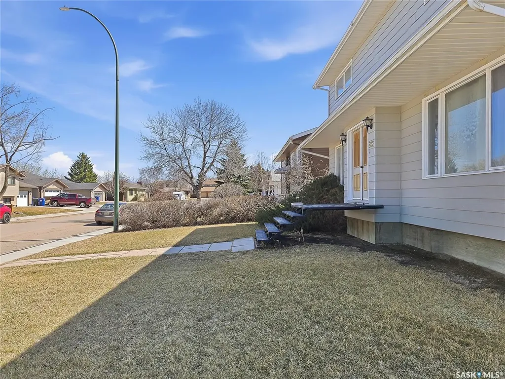 802 Ridpath Road Rosetown SK S0L 2V0