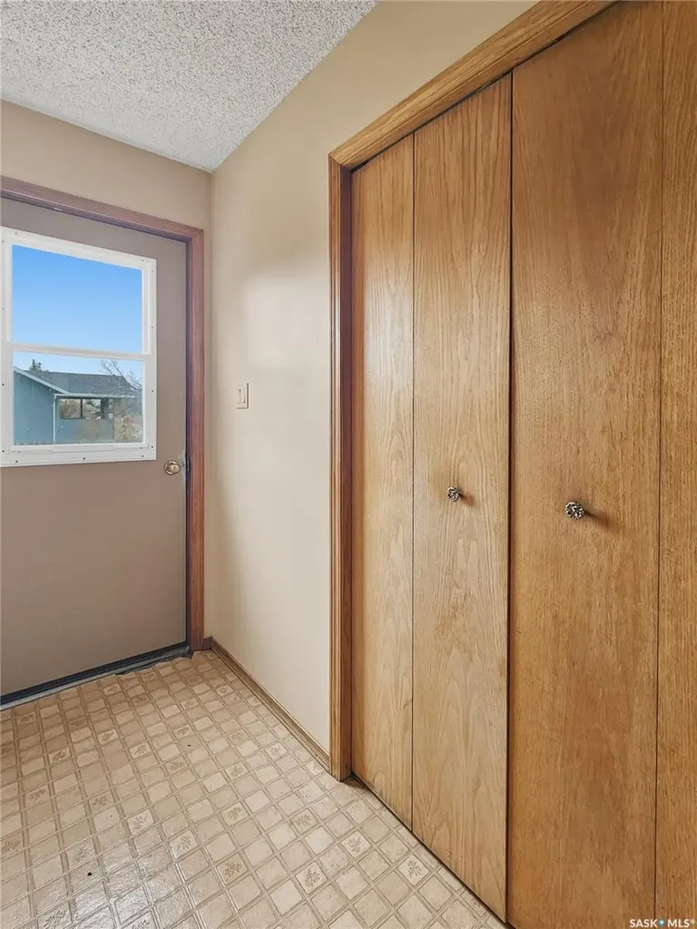 802 Ridpath Road Rosetown SK S0L 2V0