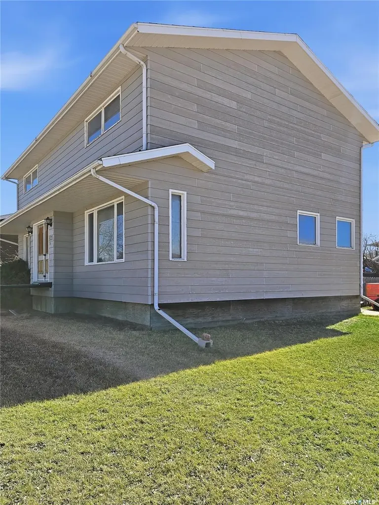 802 Ridpath Road Rosetown SK S0L 2V0