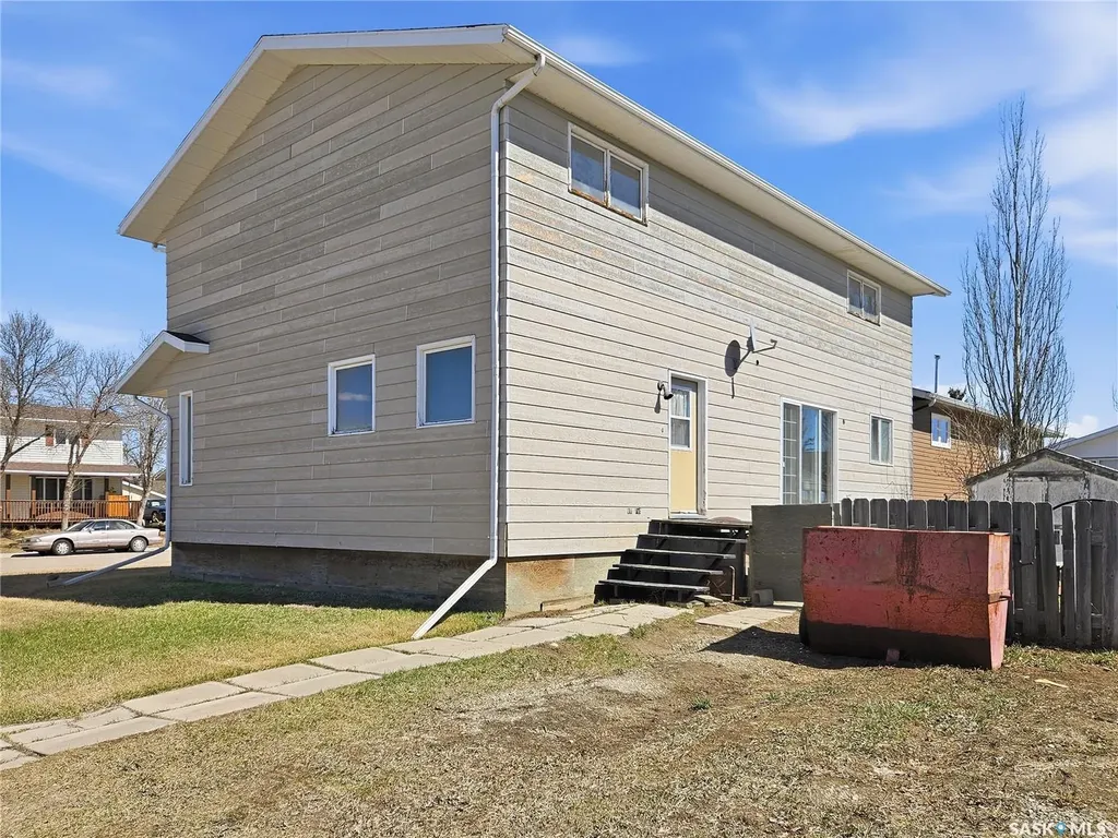 802 Ridpath Road Rosetown SK S0L 2V0