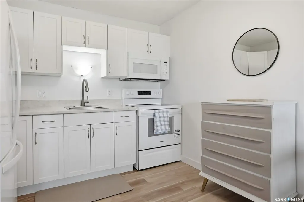 42 Spence Street Regina SK S4S 4H4