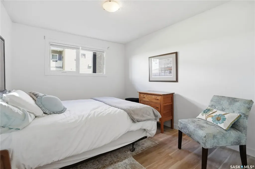 42 Spence Street Regina SK S4S 4H4