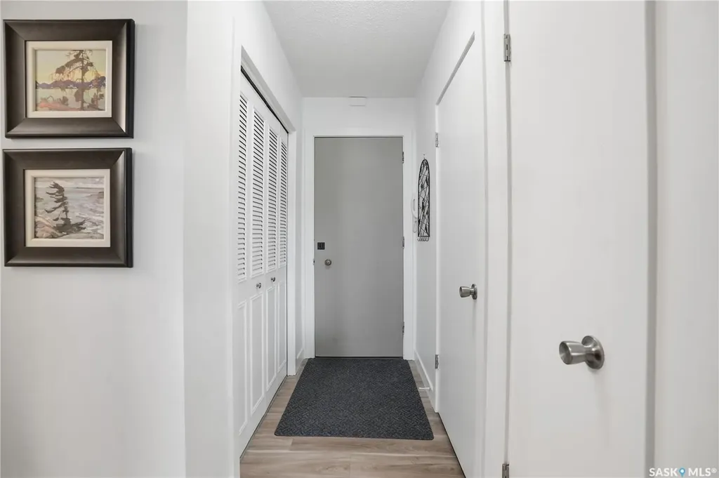 42 Spence Street Regina SK S4S 4H4