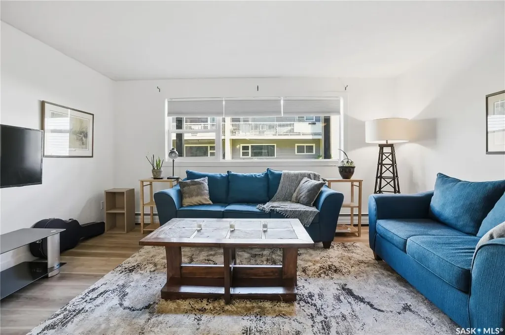 42 Spence Street Regina SK S4S 4H4