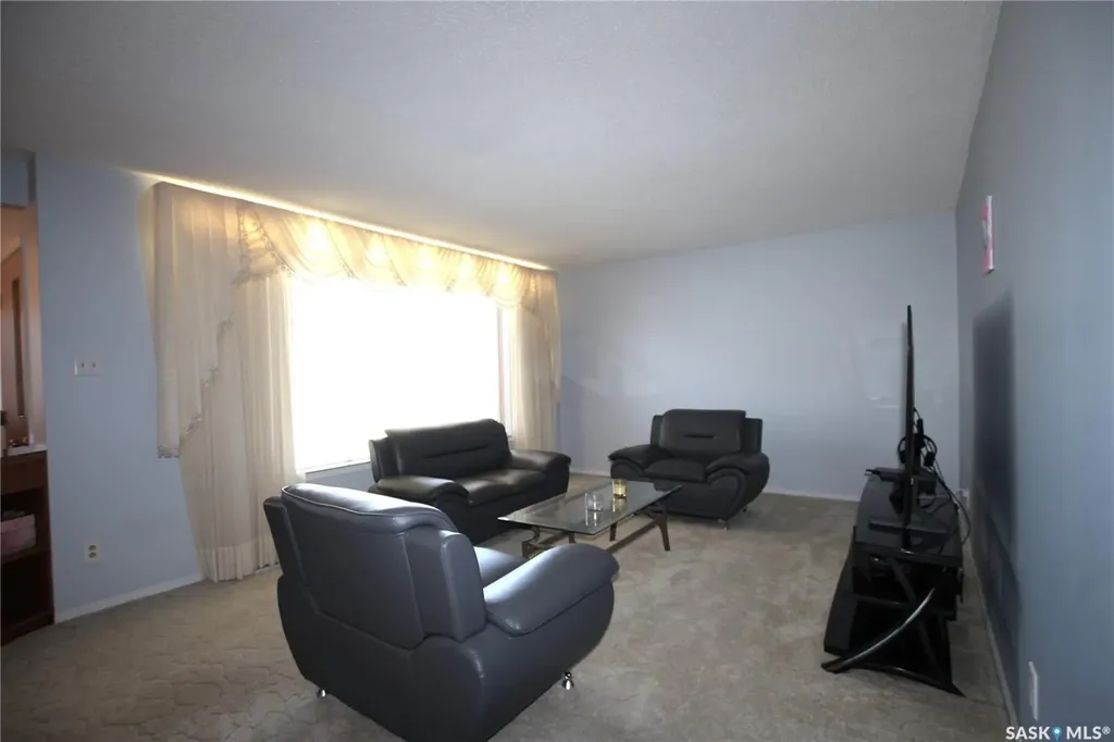69 Dalewood Crescent Yorkton SK S3N 2P6