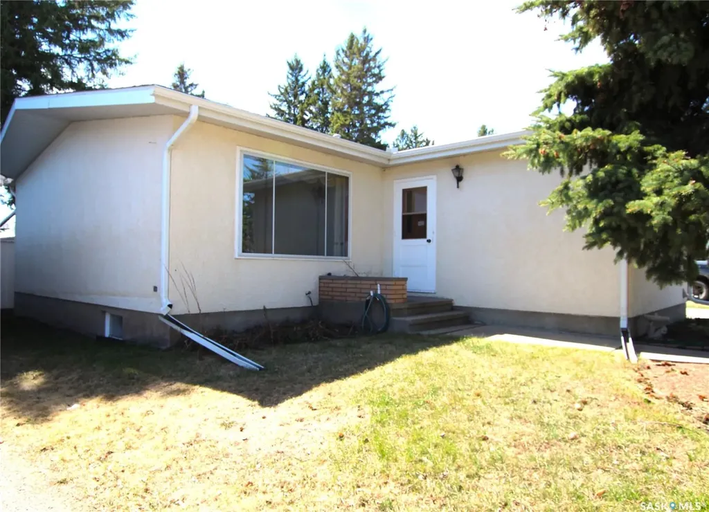 69 Dalewood Crescent Yorkton SK S3N 2P6
