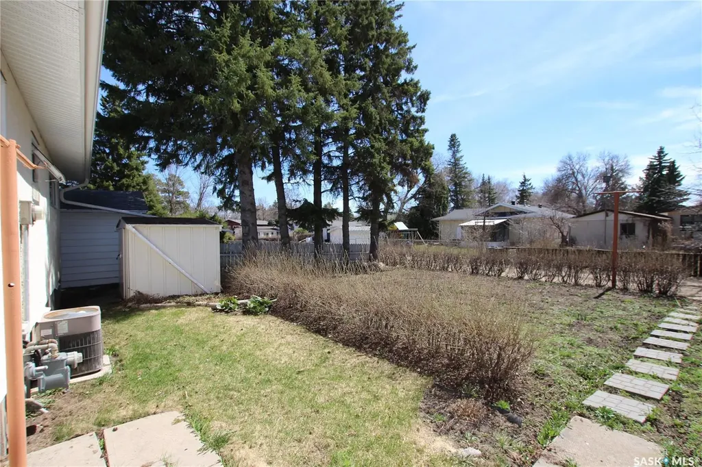 69 Dalewood Crescent Yorkton SK S3N 2P6