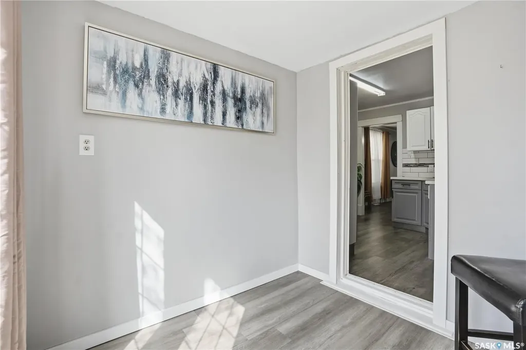 1150 3rd Avenue NE Moose Jaw SK S6H 1G1