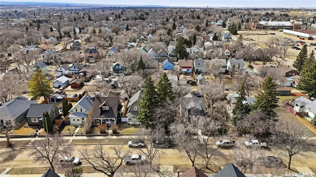 1150 3rd Avenue NE Moose Jaw SK S6H 1G1