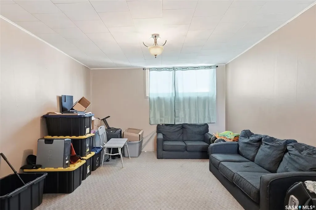 439 22nd Street E Prince Albert SK S6V 1V5