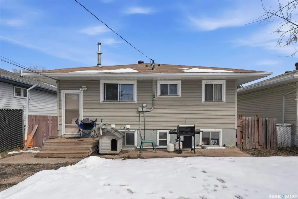 439 22nd Street E Prince Albert SK S6V 1V5