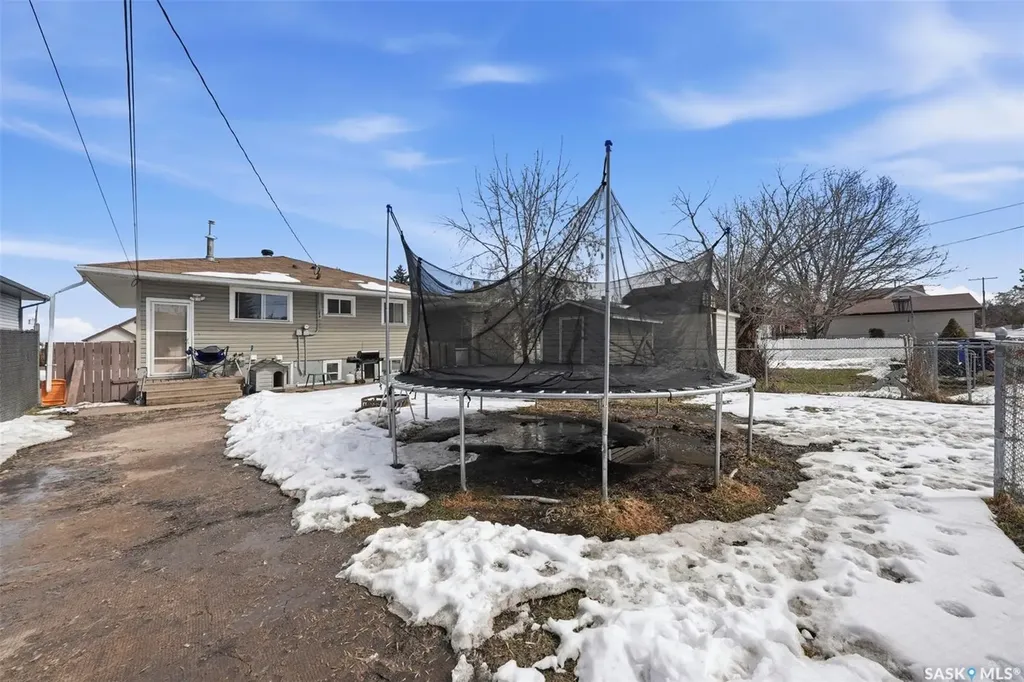 439 22nd Street E Prince Albert SK S6V 1V5