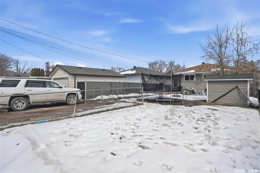 439 22nd Street E Prince Albert SK S6V 1V5
