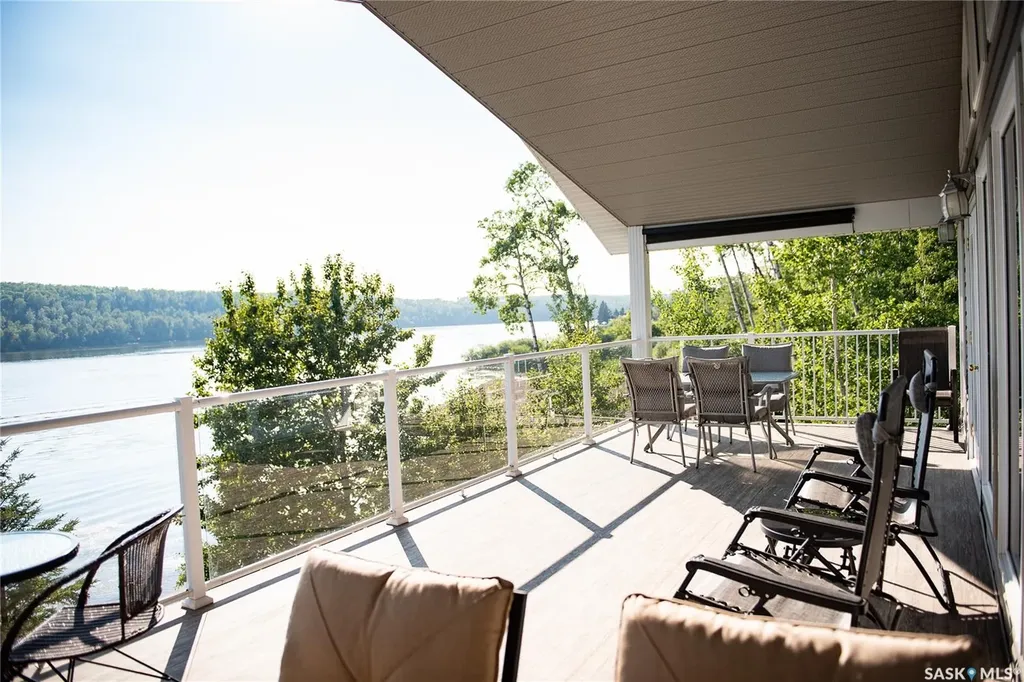53 Lakeside Drive Tisdale SK S0E 1T0