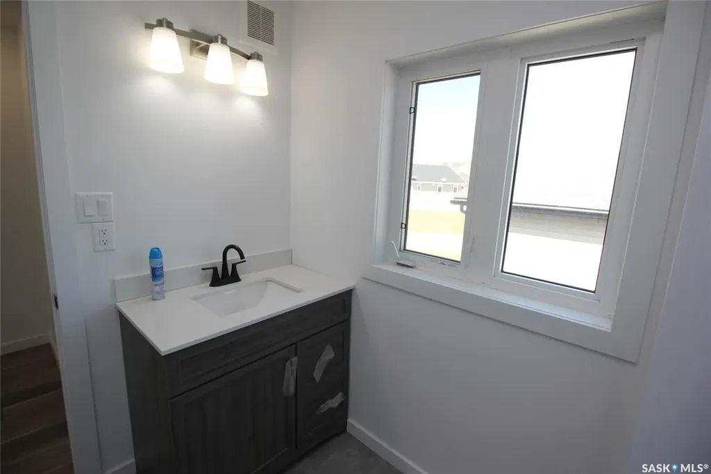 10 Louise Crescent Katepwa Beach SK S0G 2K0
