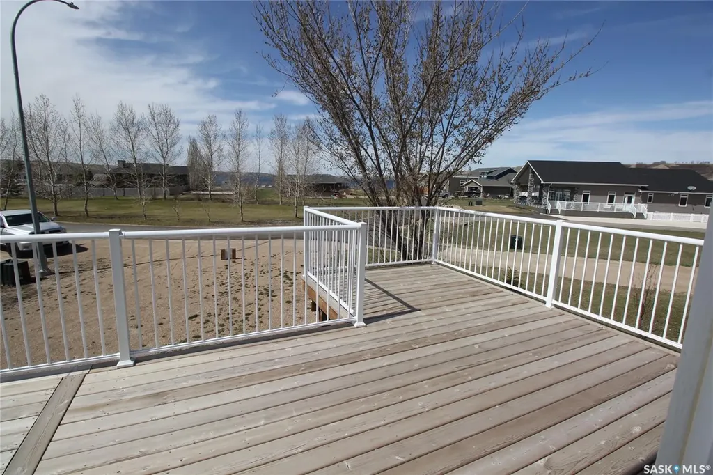 10 Louise Crescent Katepwa Beach SK S0G 2K0