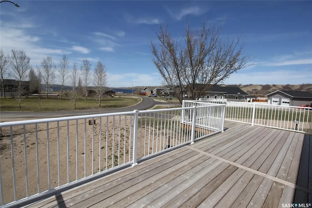 10 Louise Crescent Katepwa Beach SK S0G 2K0