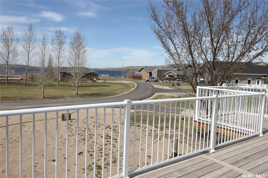 10 Louise Crescent Katepwa Beach SK S0G 2K0