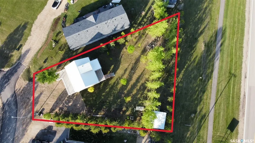10 Louise Crescent Katepwa Beach SK S0G 2K0