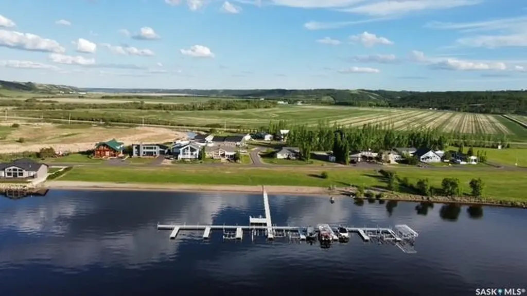 10 Louise Crescent Katepwa Beach SK S0G 2K0